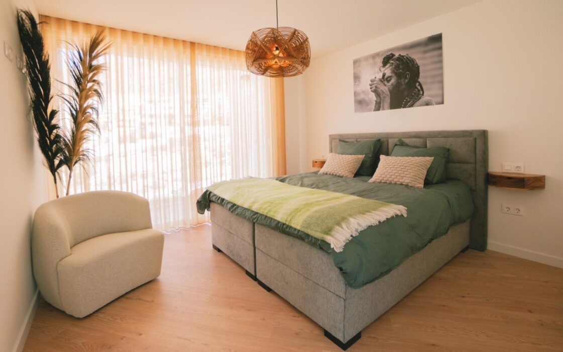 Вілли в Сьєрра Кортина з видом на море та басейном