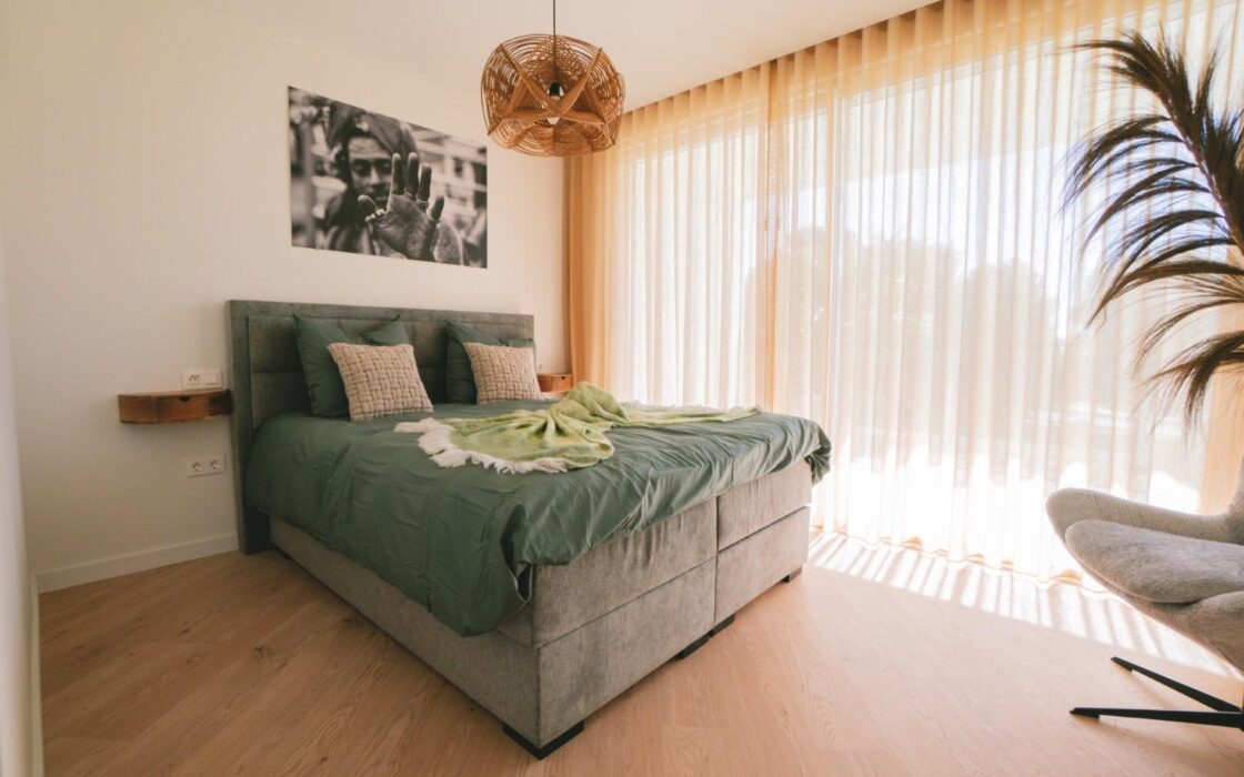 Вілли в Сьєрра Кортина з видом на море та басейном