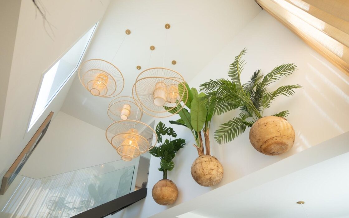 Вілли в Сьєрра Кортина з видом на море та басейном