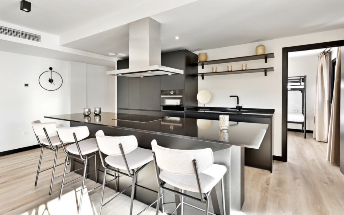 Новая квартира в Михасе с 4 спальнями и видом на море