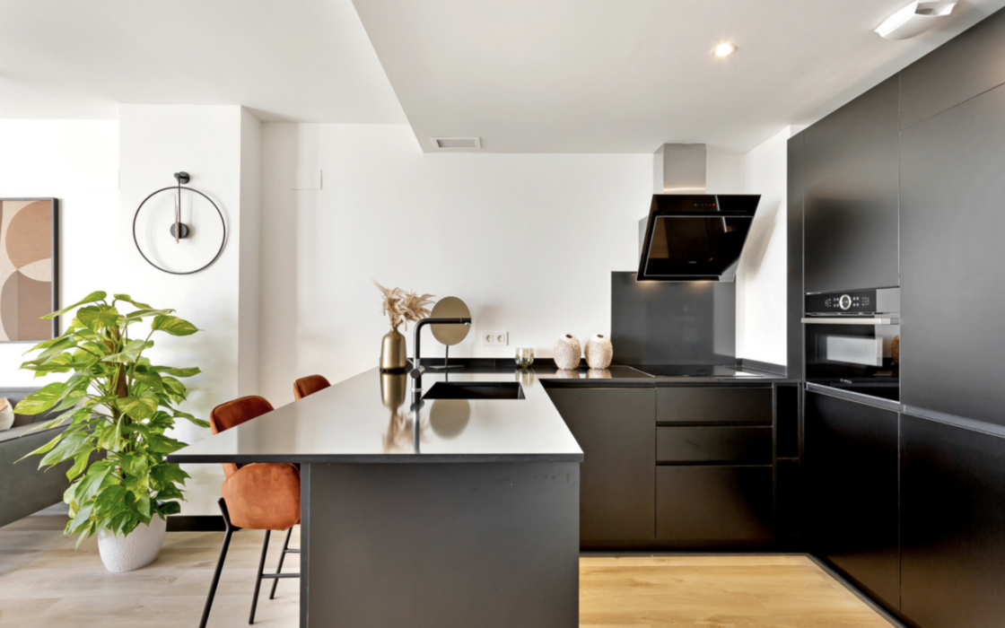 Новая квартира в Михасе с 4 спальнями и видом на море