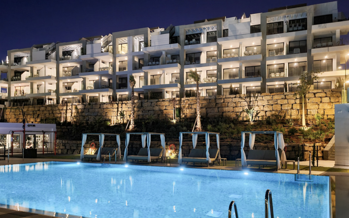 Новая квартира в Михасе с 4 спальнями и видом на море