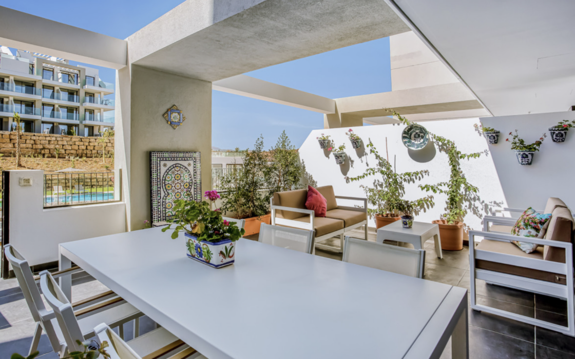 Новая квартира в Михасе с 4 спальнями и видом на море