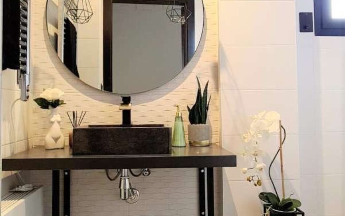 Вілла в Кальпе з 5 спальнями та басейном біля моря