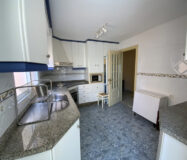 Светлая квартира с террасой в Марбелье 108 кв.м у моря