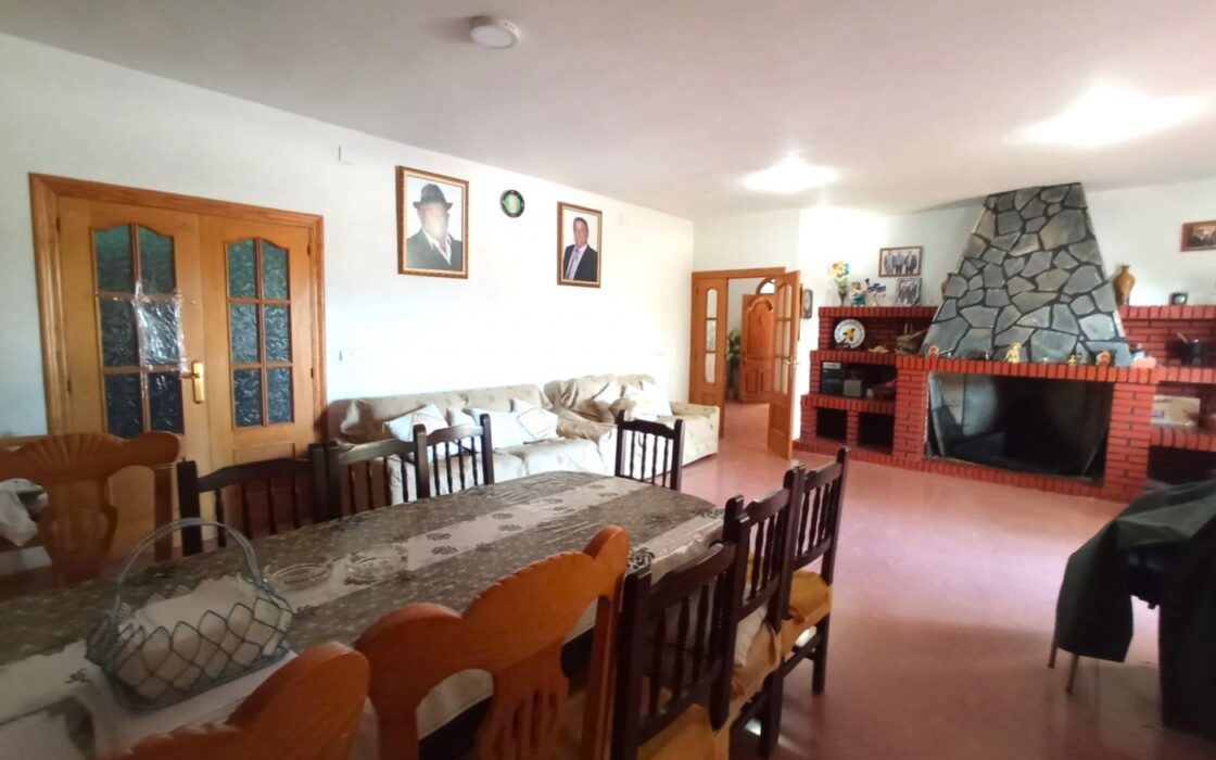 Независимая Вилла 500 кв.м с Участком 10 000 кв.м в Мучамиэль