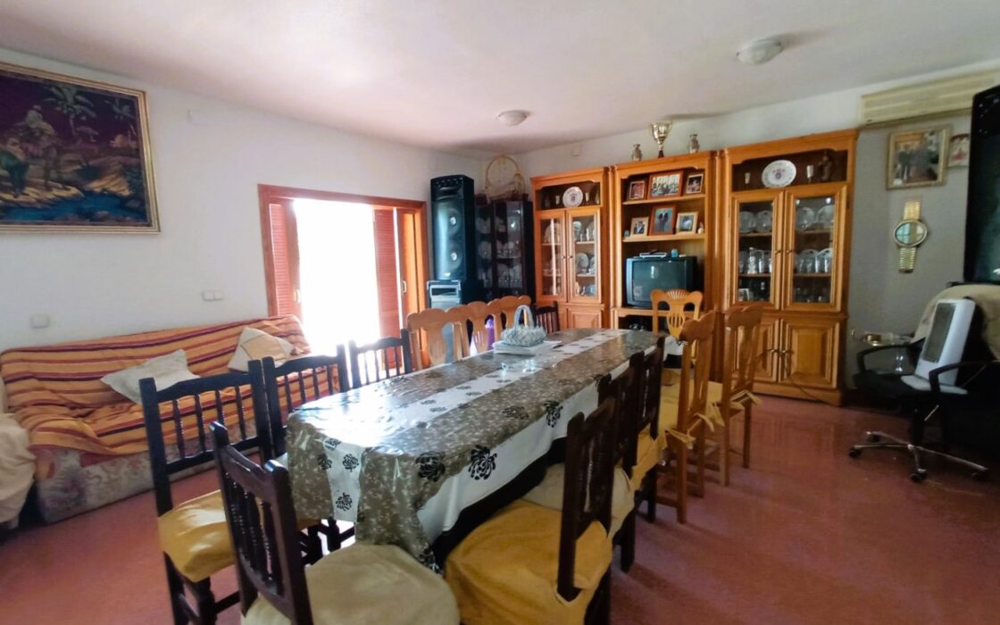 Независимая Вилла 500 кв.м с Участком 10 000 кв.м в Мучамиэль