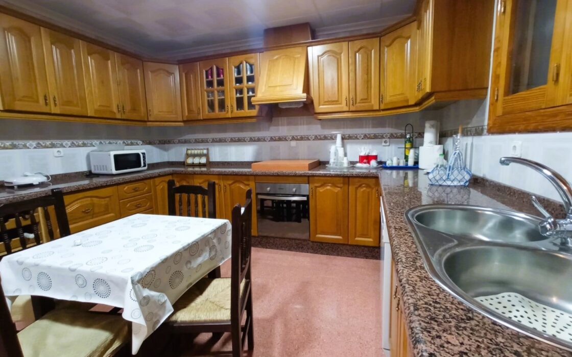 Независимая Вилла 500 кв.м с Участком 10 000 кв.м в Мучамиэль