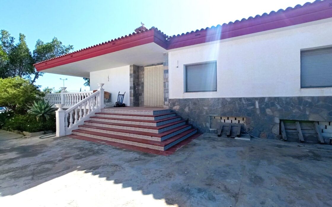 Независимая Вилла 500 кв.м с Участком 10 000 кв.м в Мучамиэль