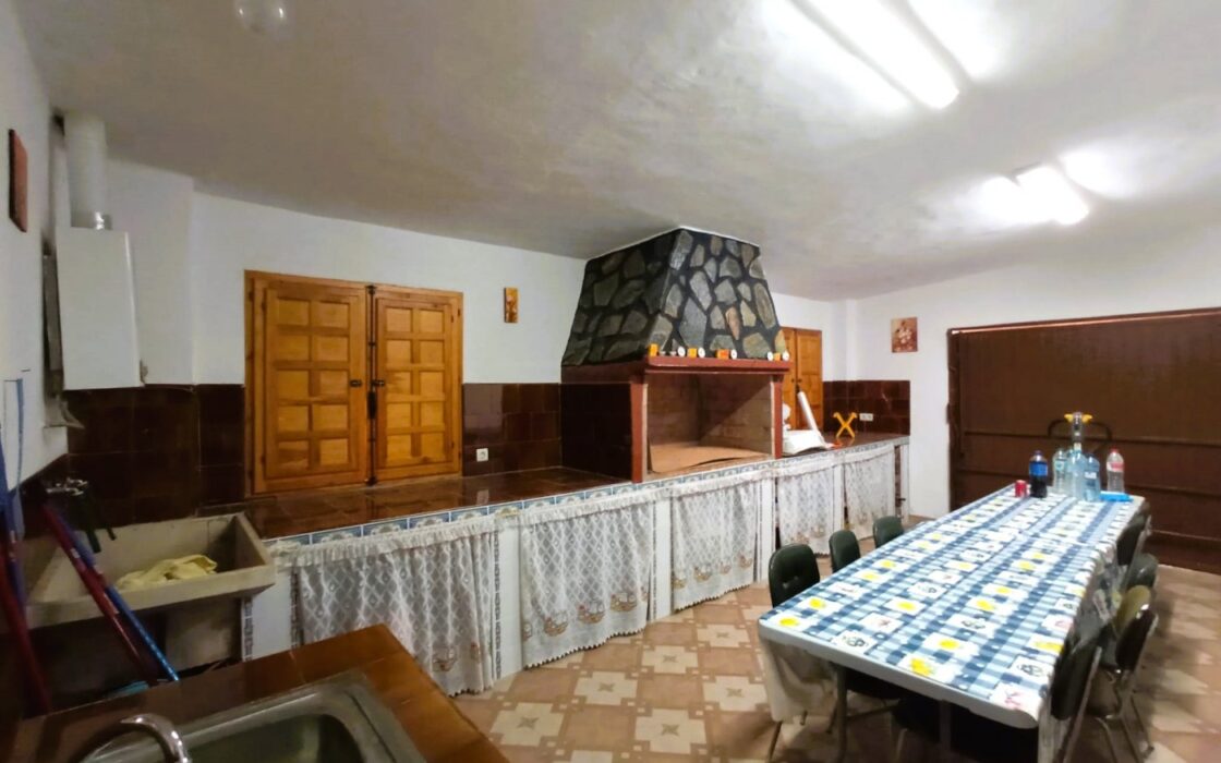 Независимая Вилла 500 кв.м с Участком 10 000 кв.м в Мучамиэль