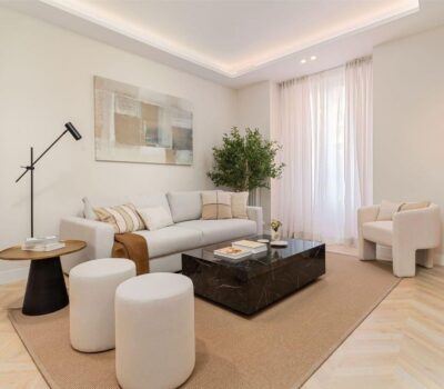 Затишна 4-кімнатна квартира в центрі Мадрида з терасою