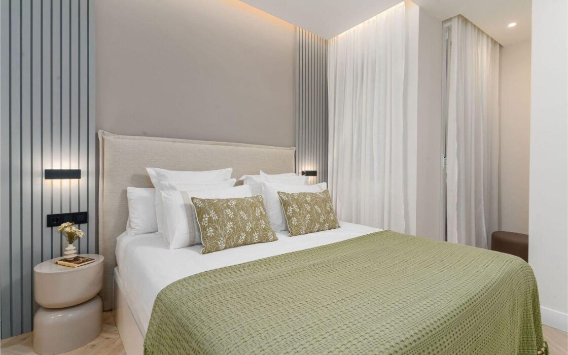 Уютная 4-комнатная квартира в центре Мадрида с террасой