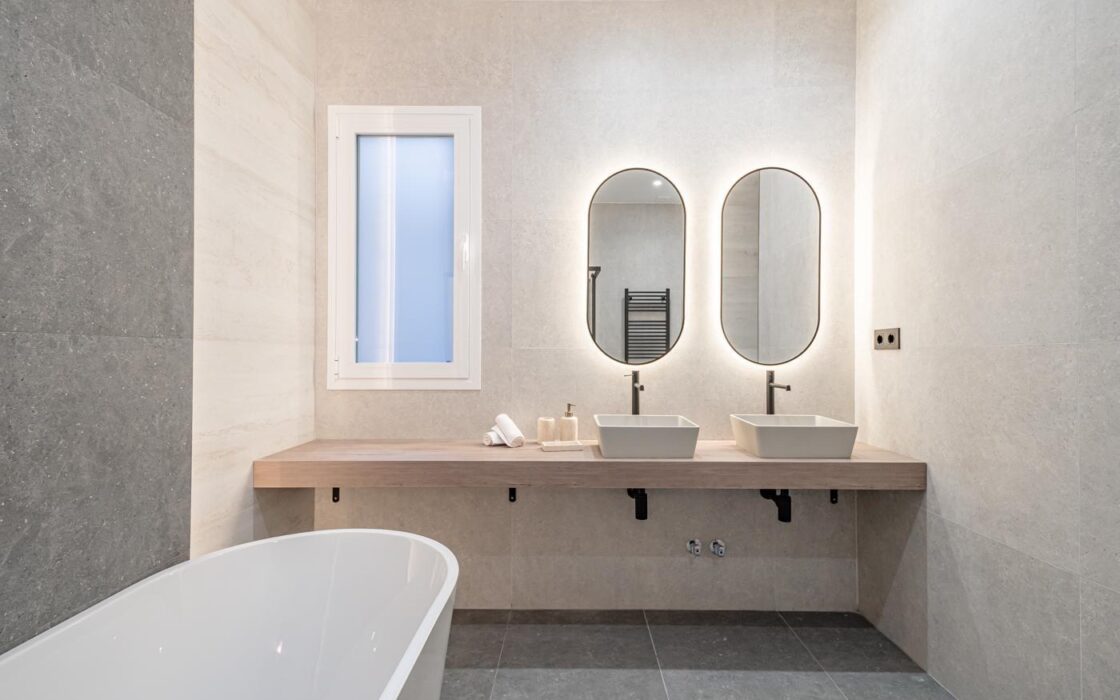 Продаётся 4-комнатная квартира с новым ремонтом в Мадриде