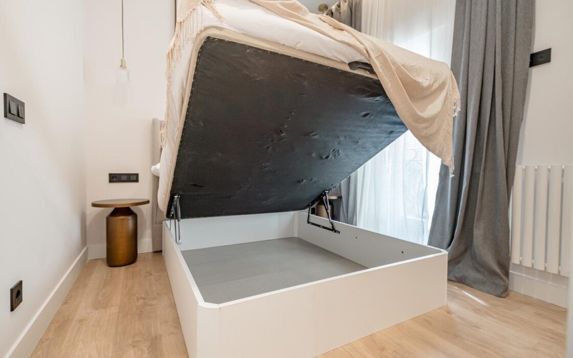 Продаётся 4-комнатная квартира с новым ремонтом в Мадриде