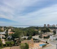 Апартаменти в Ориуэла Коста 97 кв.м з терасою біля моря