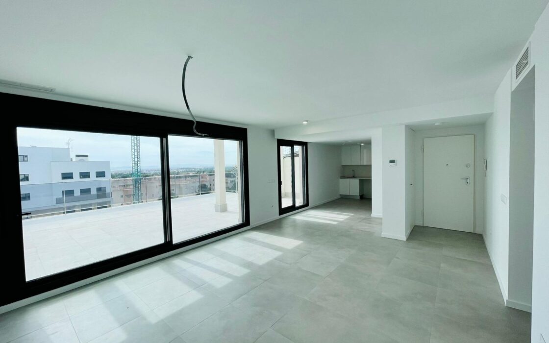 Апартаменти в Ориуэла Коста 97 кв.м з терасою біля моря