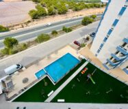 Апартаменти в Ориуэла Коста 97 кв.м з терасою біля моря