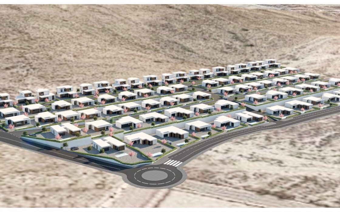 Одноетажні вілли в Мурсії на гольф-курорті з басейном