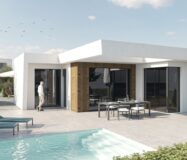 Одноетажні вілли в Мурсії на гольф-курорті з басейном