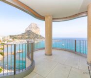 Будинки з сучасним дизайном біля моря в Кальпе 133 кв.м