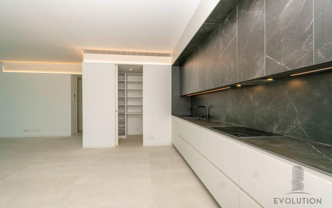 Будинки з сучасним дизайном біля моря в Кальпе 133 кв.м