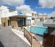 Нові вілли з терасою в Сан-Мігель-де-Салінас 3 спальні 144 кв.м