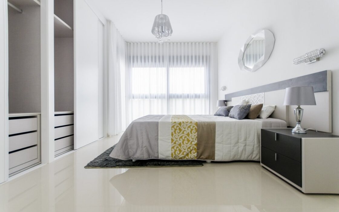 Нові вілли в Сан-Мігель-де-Салінас з терасою 135 кв.м