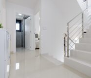 Нові вілли в Сан-Мігель-де-Салінас з терасою 135 кв.м