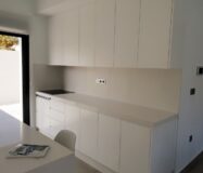 Нові вілли в Пінар-де-Камповерде з солярієм та ділянкою