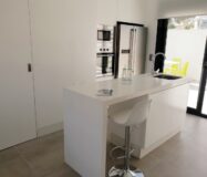 Нові вілли в Пінар-де-Камповерде з солярієм та ділянкою