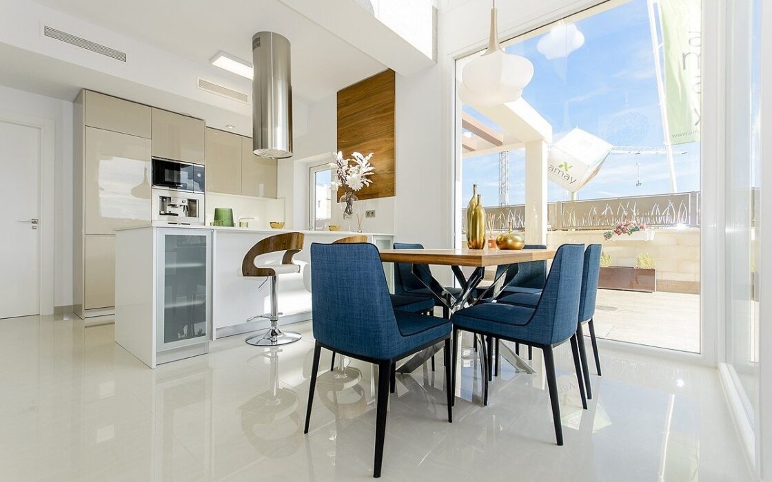 Нові вілли в Лос-Монтесинос з терасою та басейном