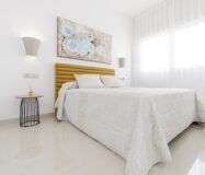 Нові вілли в Лос-Монтесинос з терасою та басейном