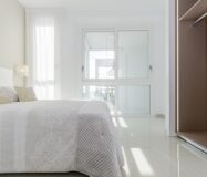 Нові вілли в Лос-Монтесинос з терасою та басейном