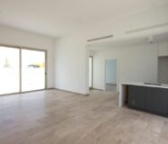 Будинок в Ель Кампельо 220 кв.м біля моря з басейном та терасою