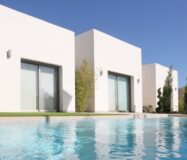 Будинок в Ель Кампельо 220 кв.м біля моря з басейном та терасою