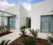 Будинок в Ель Кампельо 220 кв.м біля моря з басейном та терасою