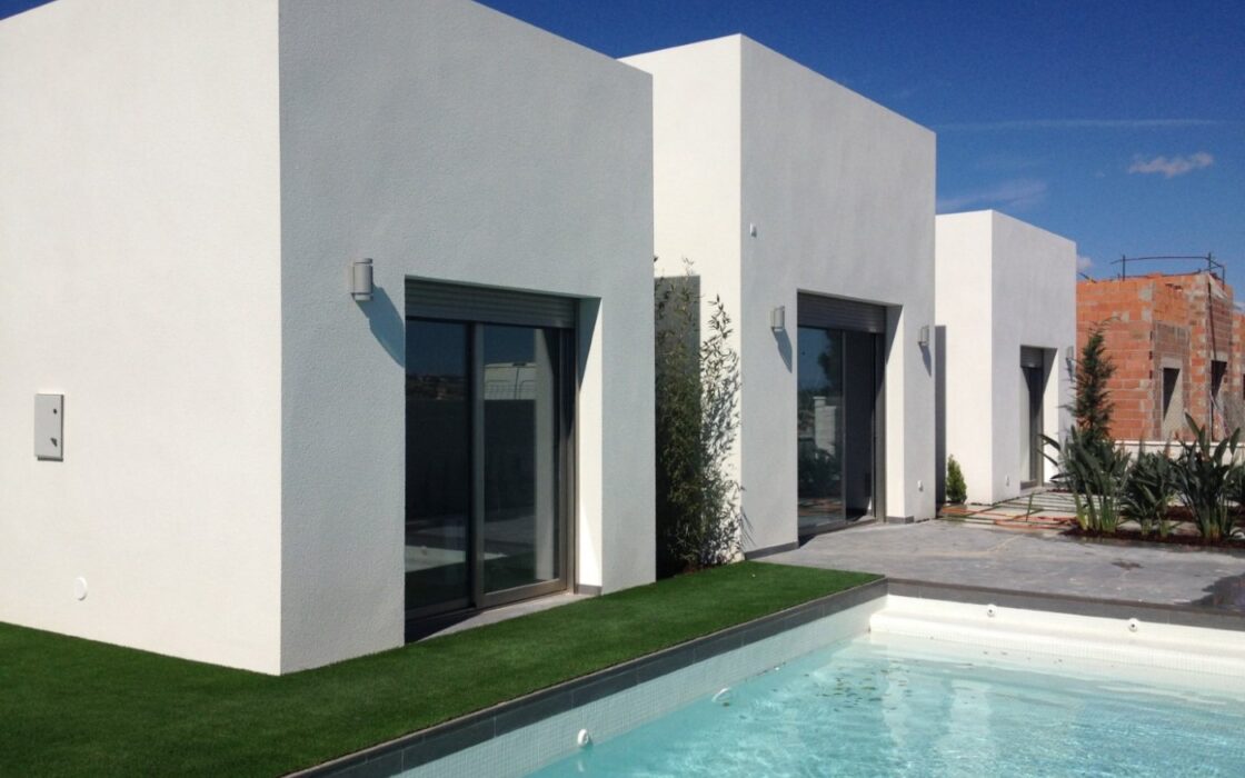 Будинок в Ель Кампельо 220 кв.м біля моря з басейном та терасою