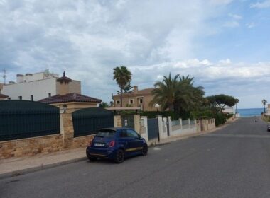 Вилла 600 кв.м в Торревьехе с бассейном и лифтом