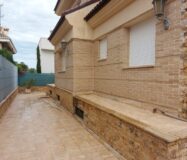 Вілла 600 кв.м в Торрев’єсі з басейном та ліфтом