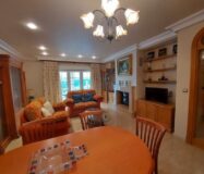 Вілла 600 кв.м в Торрев’єсі з басейном та ліфтом