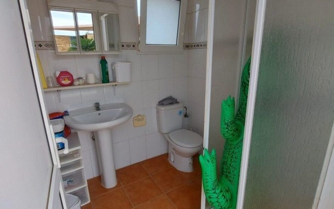 Вілла 600 кв.м в Торрев’єсі з басейном та ліфтом