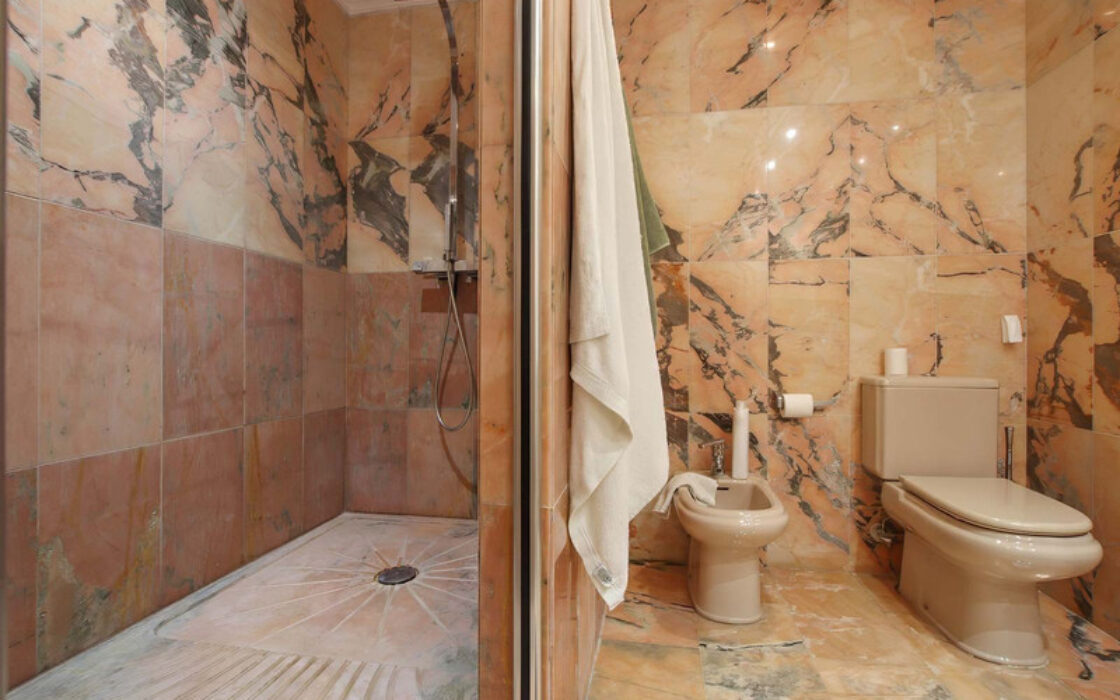 Розкішна квартира з терасою в Пуерто Банус 83 кв.м