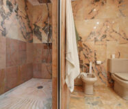 Розкішна квартира з терасою в Пуерто Банус 83 кв.м