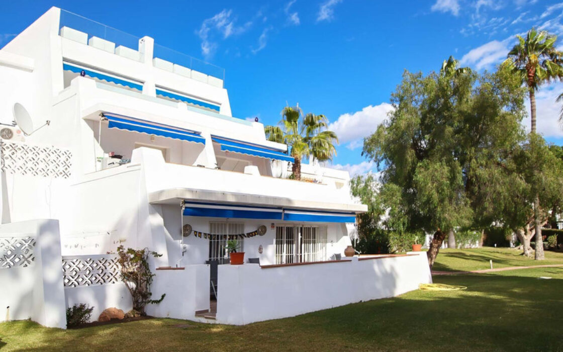 Розкішна квартира з терасою в Пуерто Банус 83 кв.м