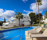 Розкішна квартира з терасою в Пуерто Банус 83 кв.м