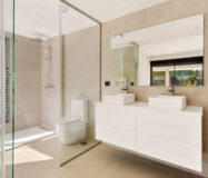 Квартира 157 кв.м на первом этаже Эстепоны, новострой с террасой