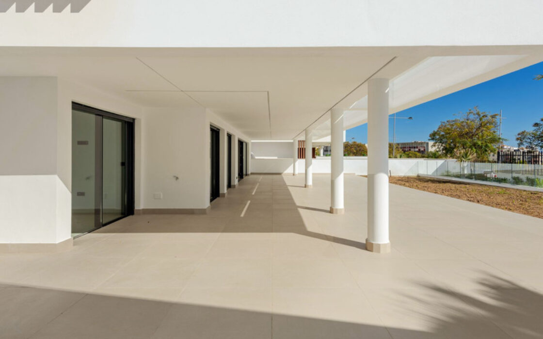 Квартира с террасой в Estepona, 109 кв.м, 3 комнаты