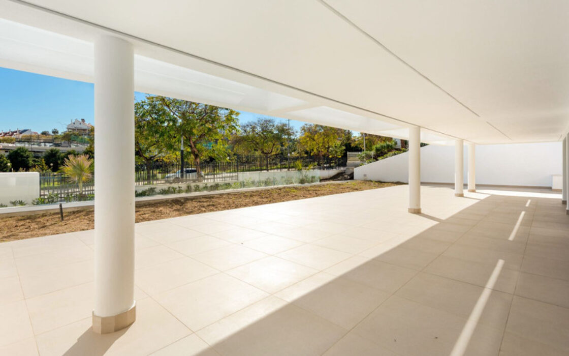 Квартира с террасой в Estepona, 109 кв.м, 3 комнаты