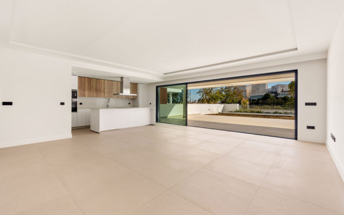 Квартира с террасой в Estepona, 109 кв.м, 3 комнаты