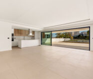 Квартира с террасой в Estepona, 109 кв.м, 3 комнаты